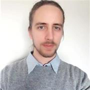 Laureato in chimica e tecnologie farmaceutiche disponibile, educato e preparato, dispensa ripetizioni di matematica